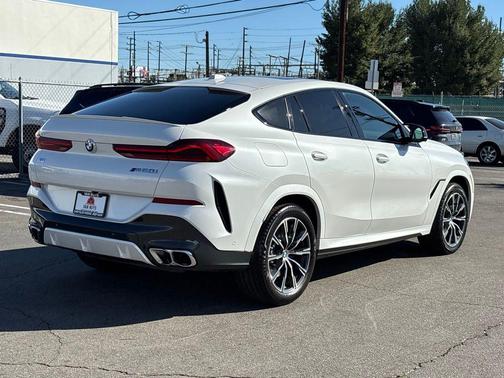 2026 BMW X6 M60i