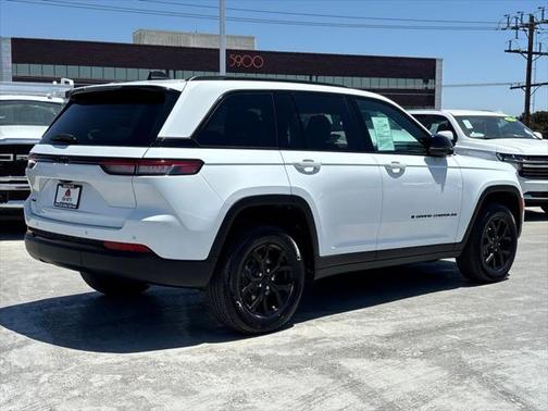 2024 Jeep Grand Cherokee Altitude