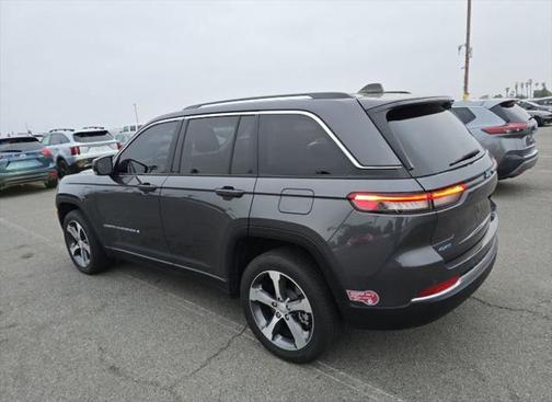 2023 Jeep Grand Cherokee 4xe Base