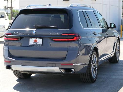 2023 BMW X7 xDrive40i