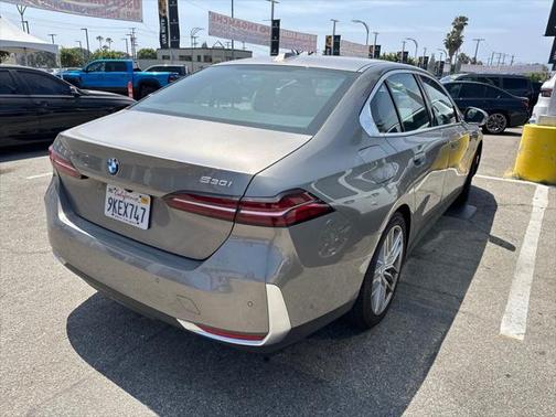 2024 BMW 530 i xDrive