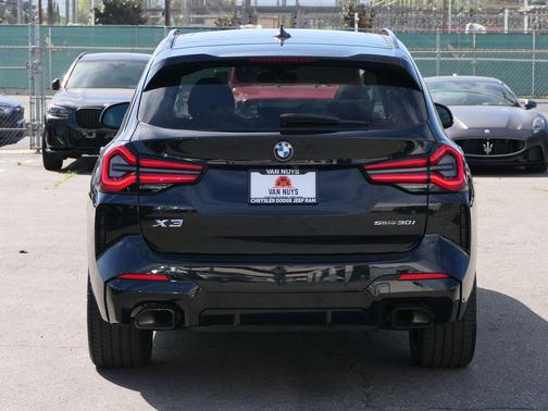2023 BMW X3 sDrive30i