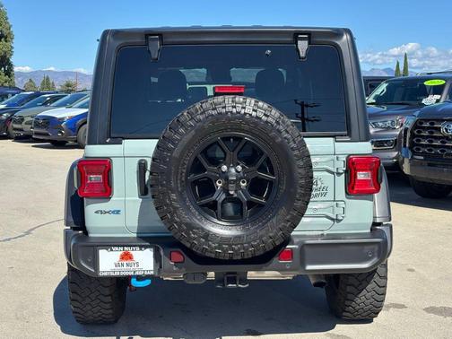 2024 Jeep Wrangler 4xe Willys