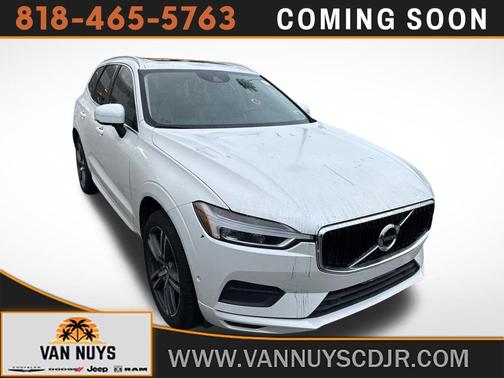 2019 Volvo XC60 T5 Momentum