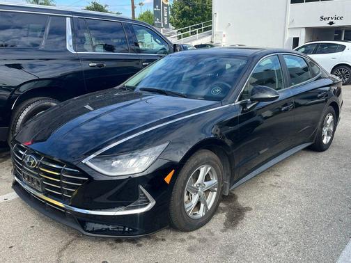 2023 Hyundai SONATA SE