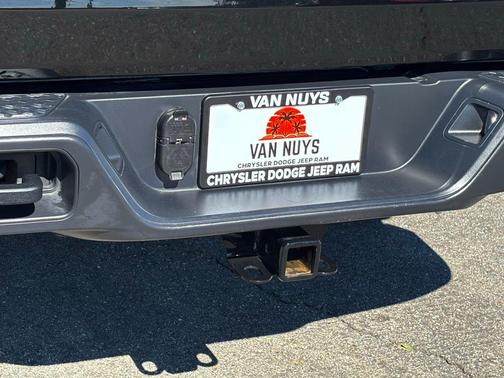 2022 Jeep Gladiator Sport S