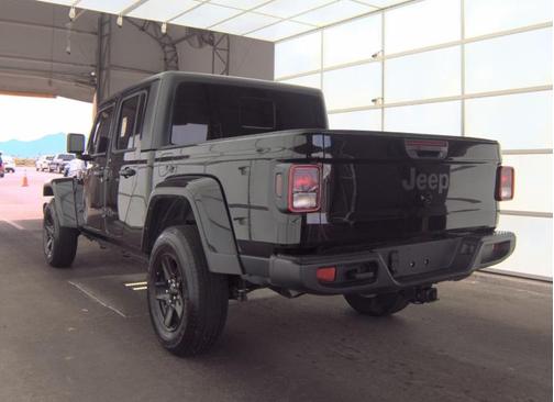 2022 Jeep Gladiator Sport S