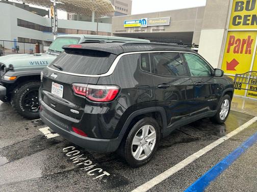 2022 Jeep Compass Latitude