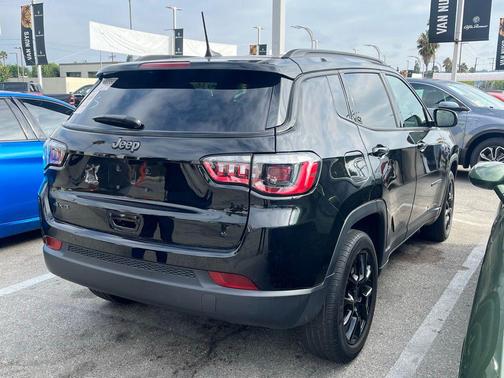 2025 Jeep Compass Latitude
