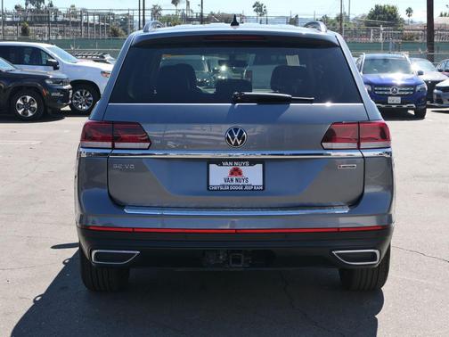 2022 Volkswagen Atlas 3.6L SE w/Technology