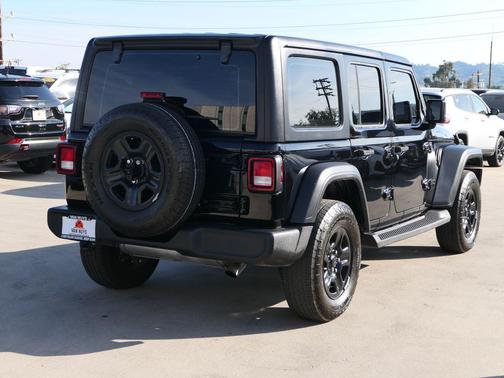 2024 Jeep Wrangler Sport