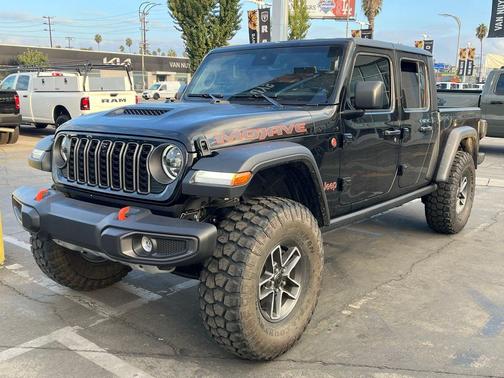 2024 Jeep Gladiator Mojave