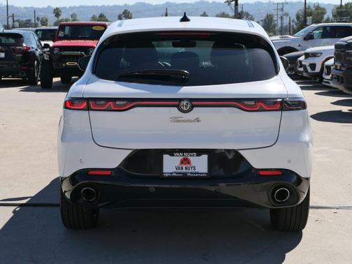 2024 Alfa Romeo Tonale Veloce EAWD