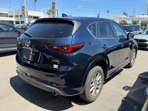 Deep Crystal Blue Mica 2024 Mazda CX-5 2.5 S Select Package
