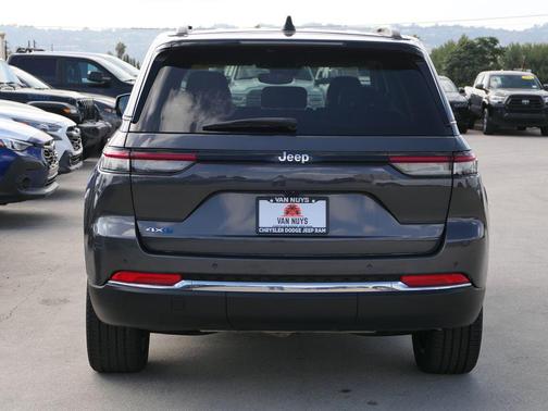 2024 Jeep Grand Cherokee 4xe Base