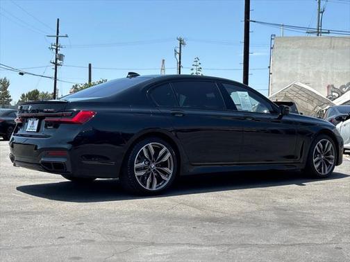 2022 BMW M760 xDrive