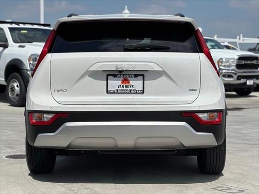 2024 Kia Niro EX