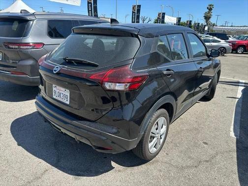 2021 Nissan Kicks S