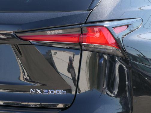 2019 Lexus NX 300h Base