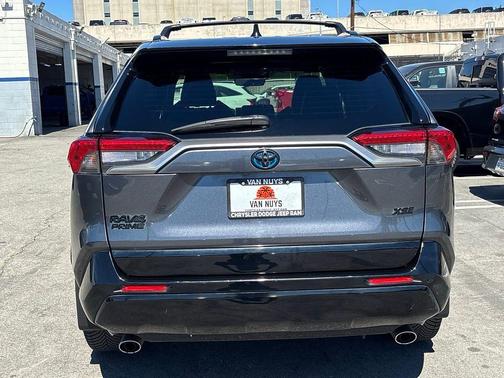 Magnetic Gray Metallic w/Midnight Black Metallic Roof 2022 Toyota RAV4 Prime XSE
