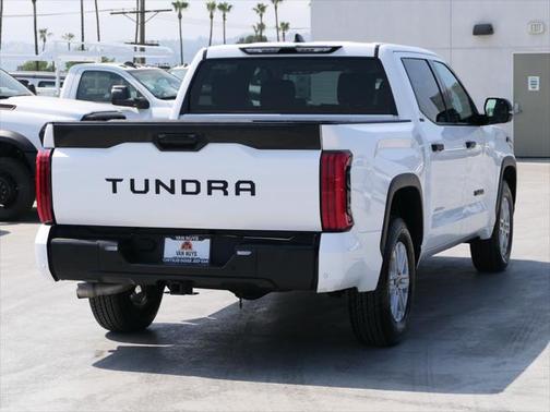 2022 Toyota Tundra SR5