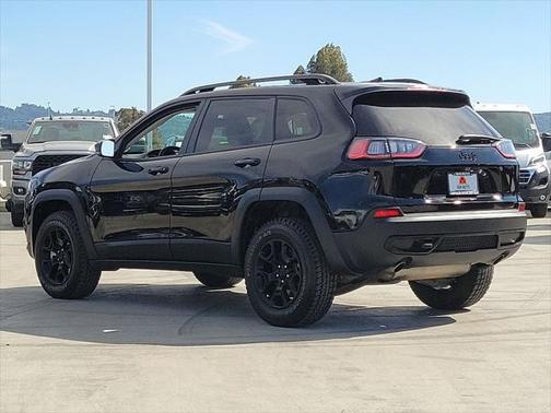 2022 Jeep Cherokee X 4x4
