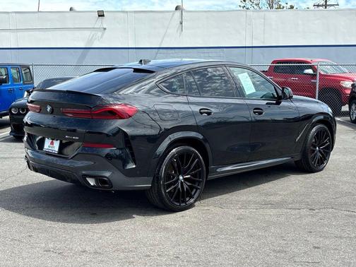 Black Sapphire Metallic 2024 BMW X6 xDrive40i