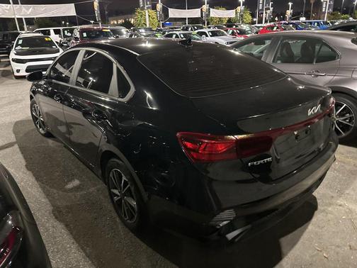 Aurora Black 2023 Kia Forte LXS