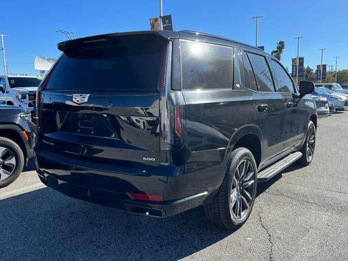 2023 Cadillac Escalade Sport