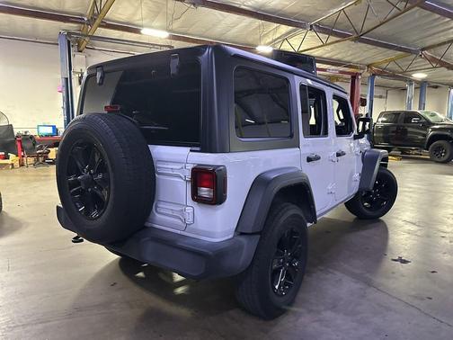 Bright White Clearcoat 2021 Jeep Wrangler Unlimited Sport Altitude