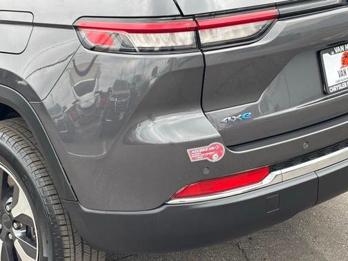2023 Jeep Grand Cherokee 4xe Base