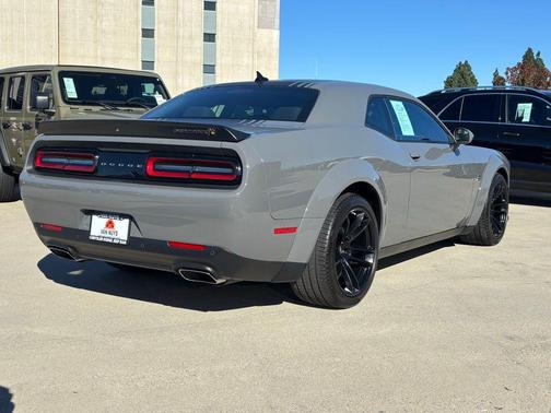 2023 Dodge Challenger R/T Scat Pack Widebody
