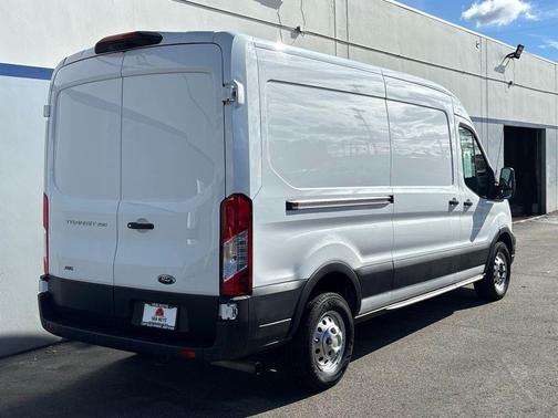 2023 Ford Transit-250 Base