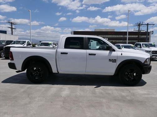 2024 RAM 1500 Classic Warlock Crew Cab 4x2 5'7' Box