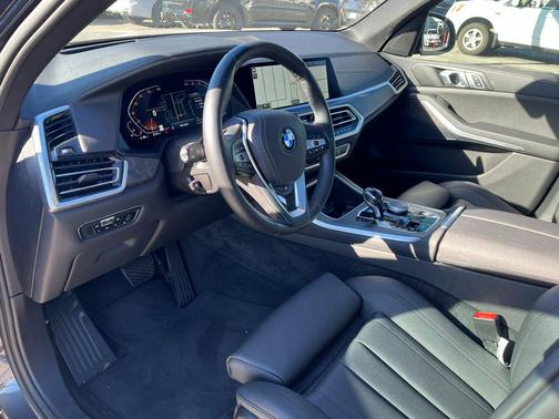 2022 BMW X5 sDrive40i