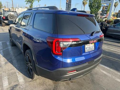2023 GMC Acadia FWD SLT