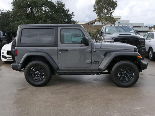 2021 Jeep Wrangler Sport