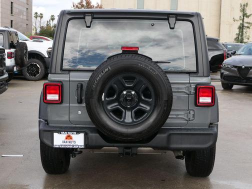 2021 Jeep Wrangler Sport