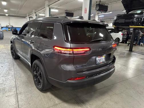2021 Jeep Grand Cherokee L Altitude