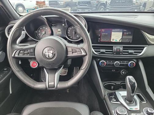 2021 Alfa Romeo Giulia Quadrifoglio