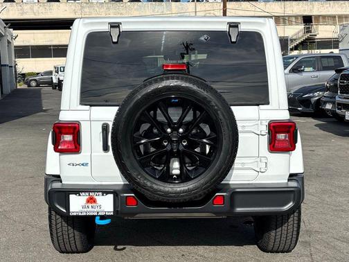 2023 Jeep Wrangler 4xe Sahara
