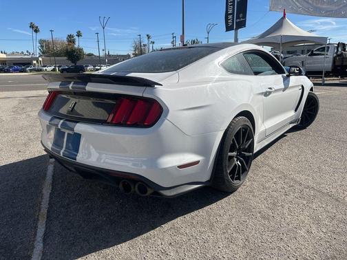 2018 Ford Shelby GT350 Base