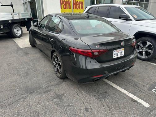 2022 Alfa Romeo Giulia Ti