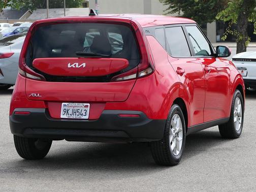Inferno Red 2022 Kia Soul LX