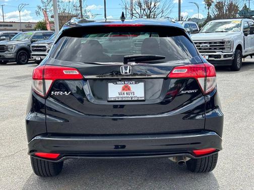 Crystal Black Pearl 2021 Honda HR-V 2WD Sport