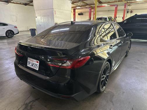 Midnight Black Metallic 2025 Toyota Camry SE