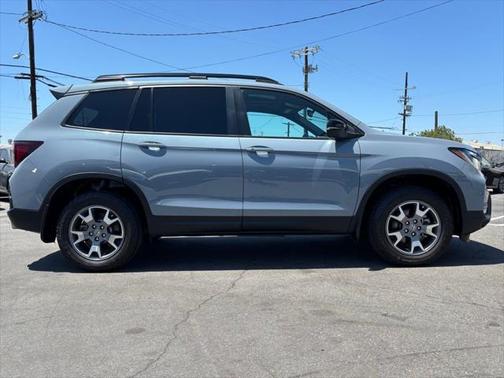 2022 Honda Passport AWD TrailSport