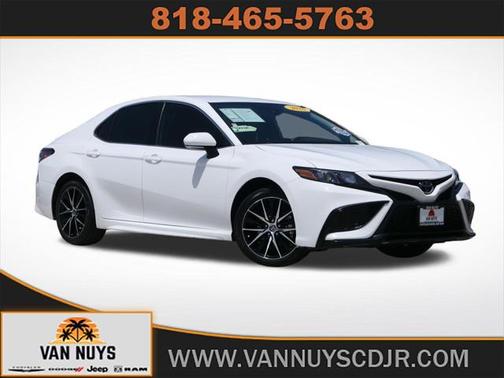 2023 Toyota Camry SE