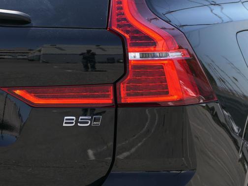 Black 2025 Volvo XC60 B5 Plus