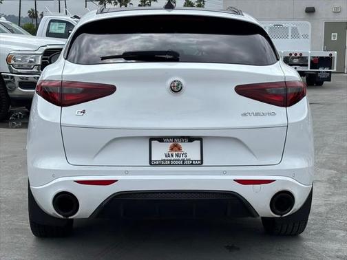 2022 Alfa Romeo Stelvio Ti